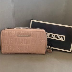 Steve Madden Boxed Logo Wallet